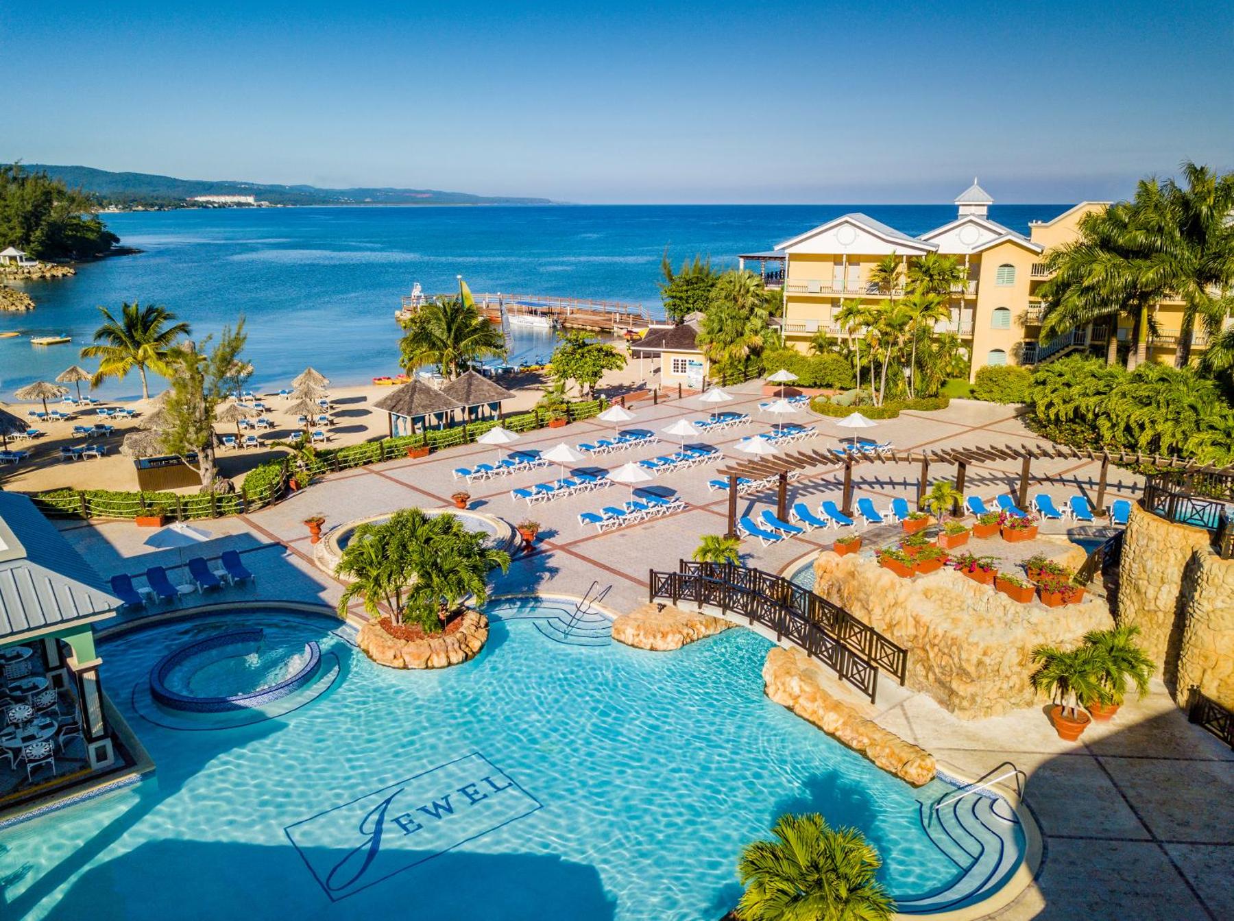 Hotel for Adults-only - Jewel Paradise Cove Adult Beach Resort & Spa