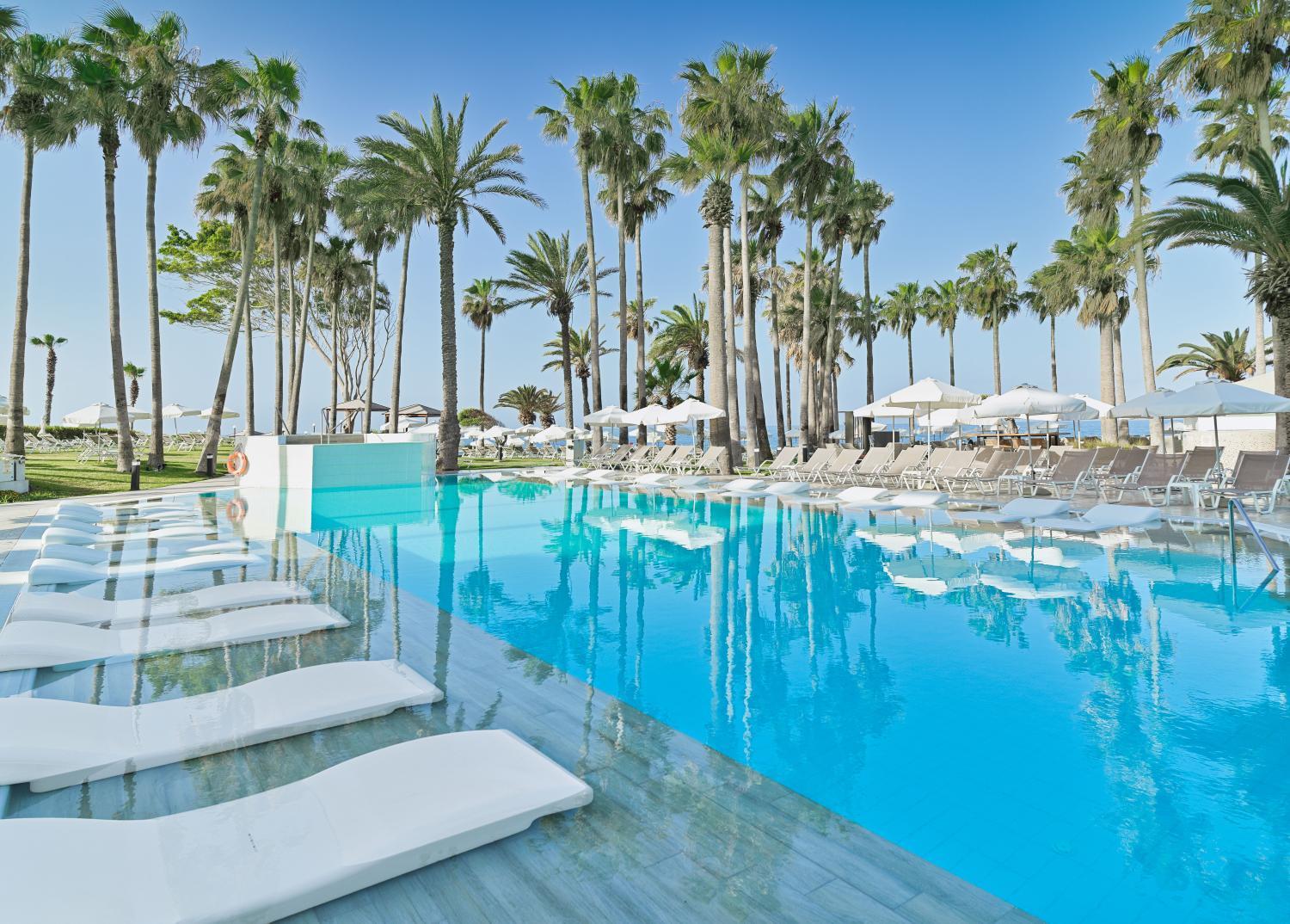 Hotel for Adults-only - Leonardo Plaza Cypria Maris Beach Hotel & Spa