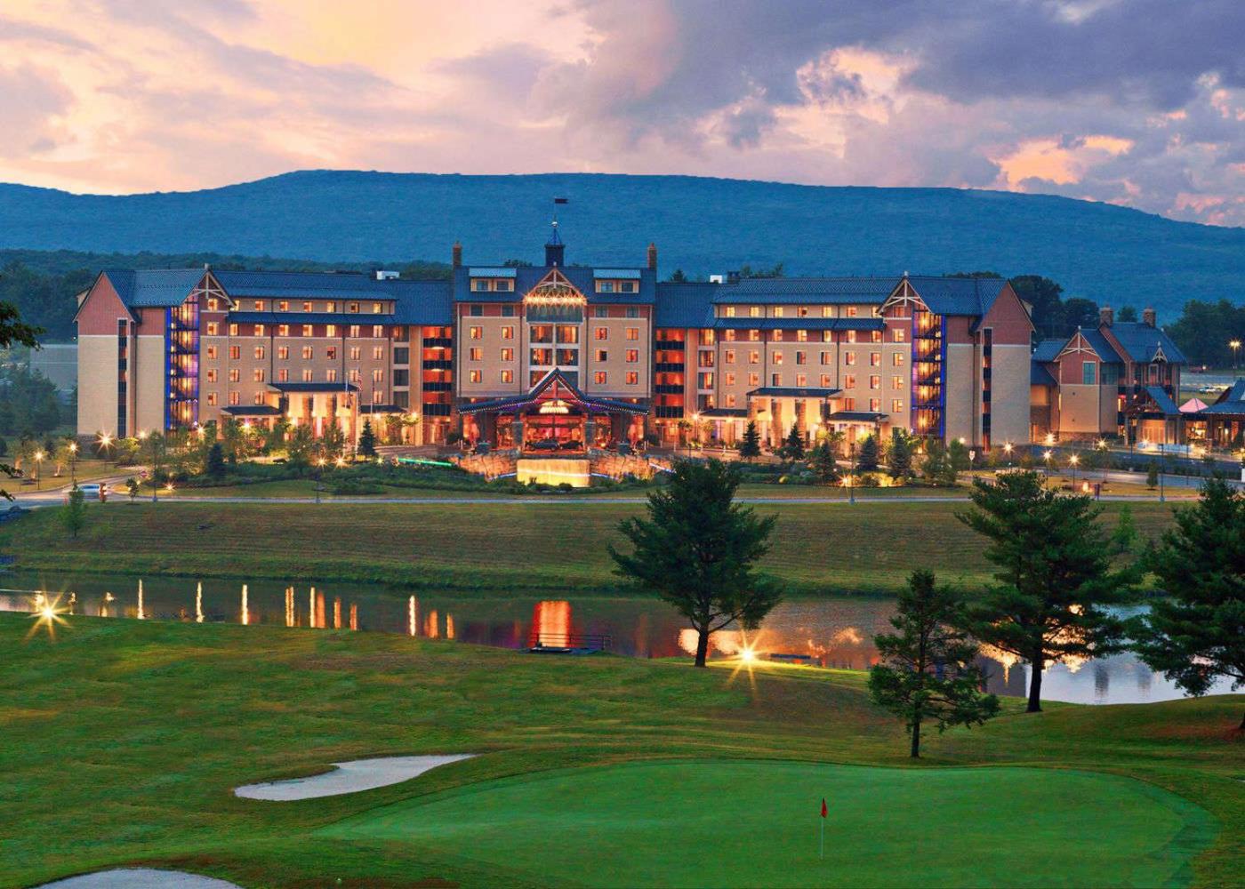 Hotel for Adults-only - Mount Airy Casino Resort - Adults Only