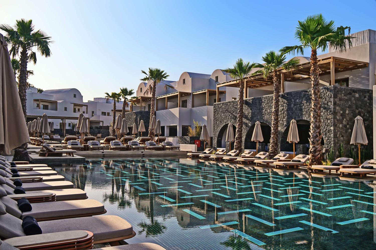 Hotel for Adults-only - Radisson Blu Zaffron Resort, Santorini