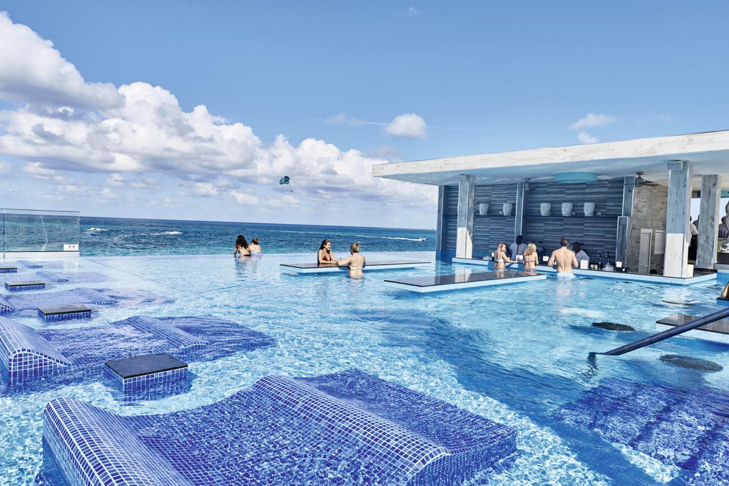 Hotel for Adults-only - Riu Palace Paradise Island - Adults Only - All Inclusive