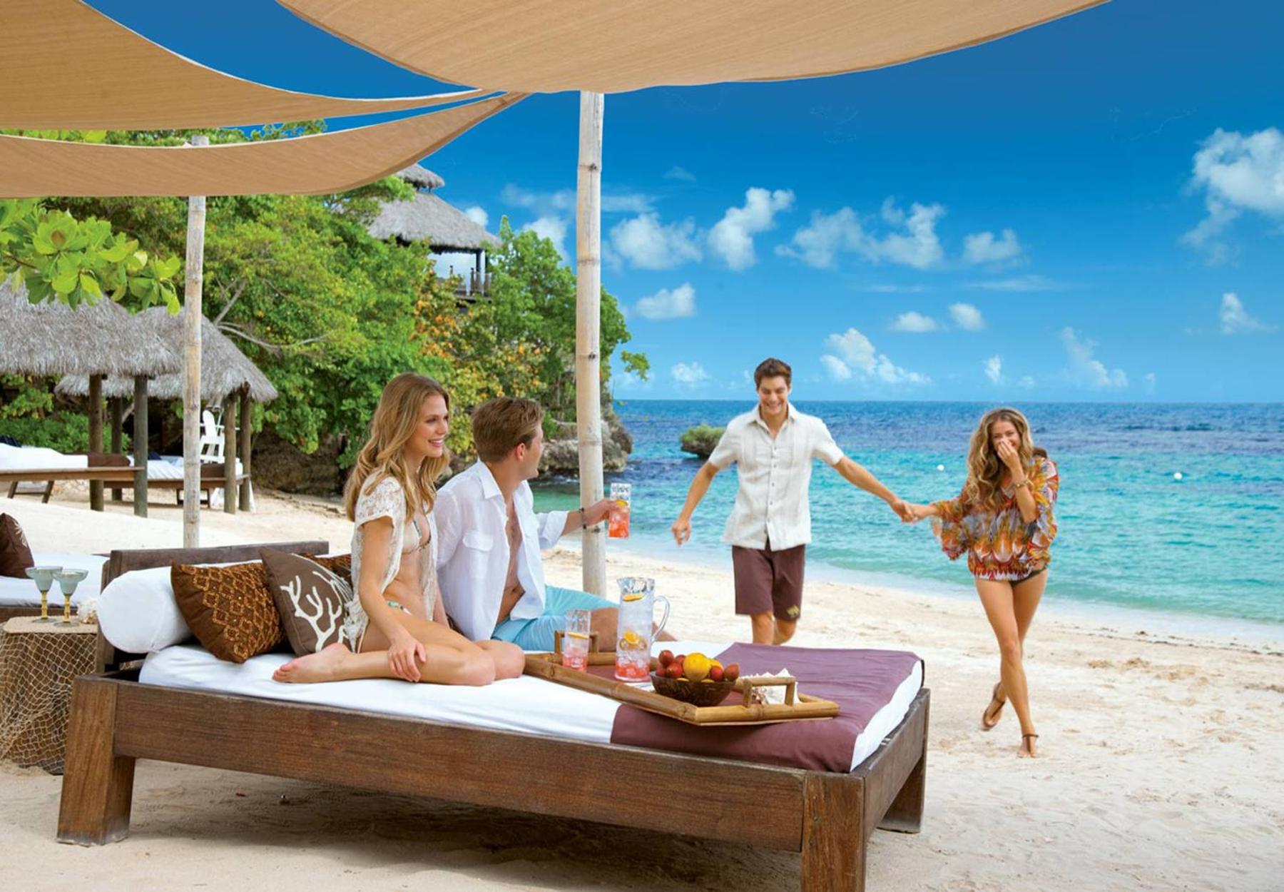 Hotel for Adults-only - Sandals Ochi Beach All Inclusive Resort - Couples Only