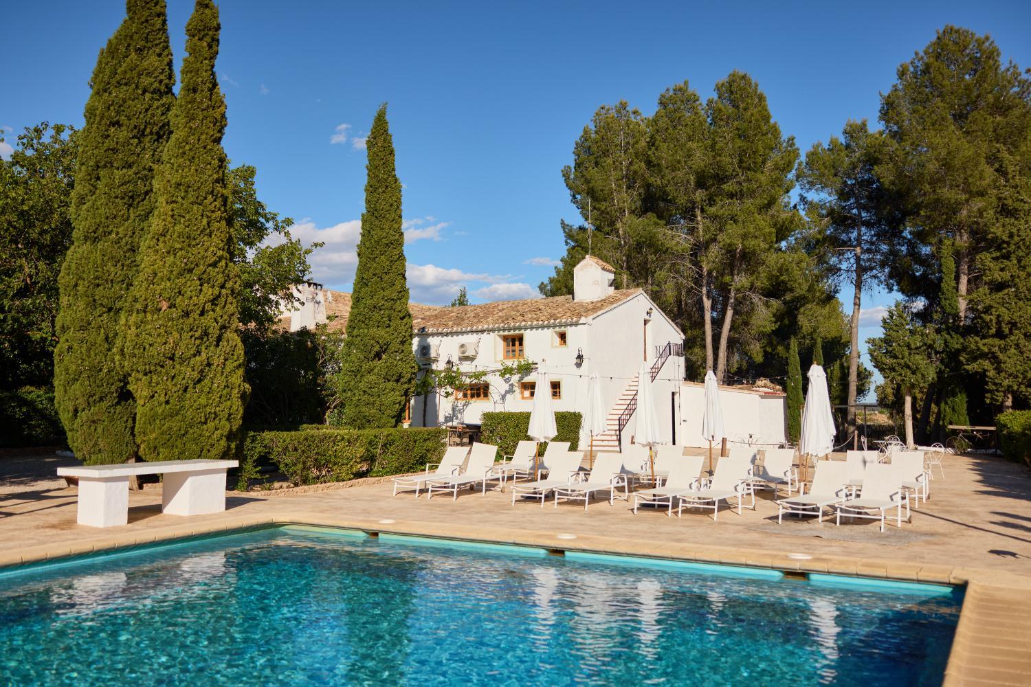 Hotel for Adults Only - VILASIRA (Rooms & Wines)