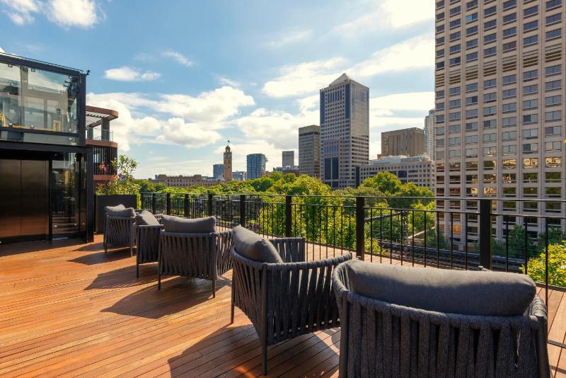 Hotel for Adults only - 202 Elizabeth