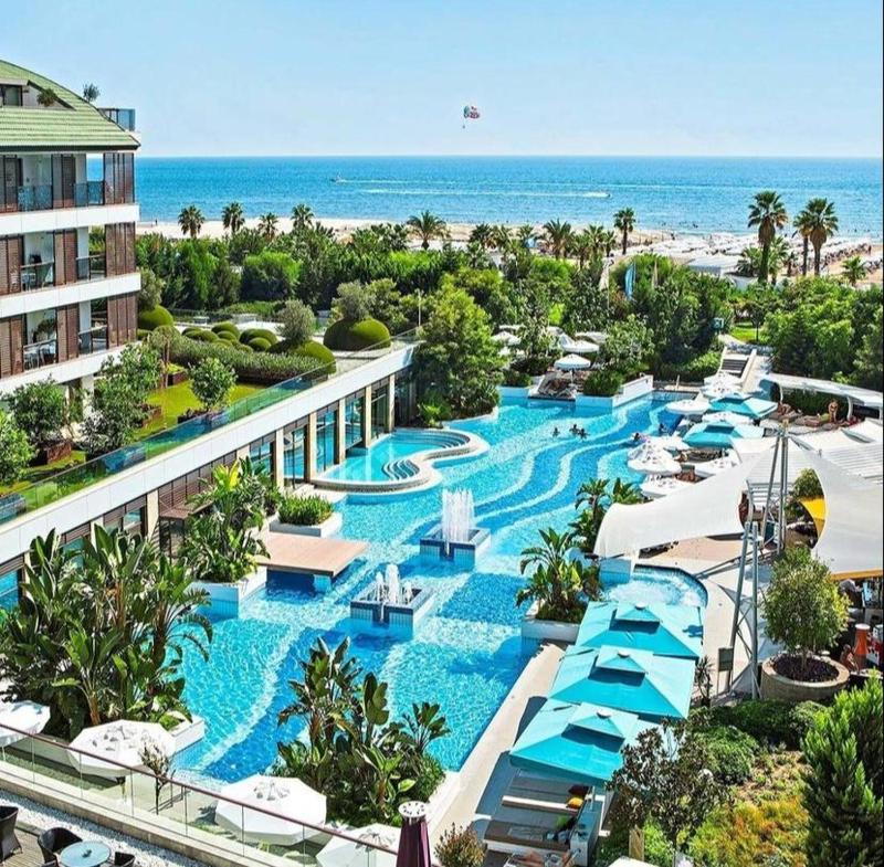 Hotel for Adults only - Blue Side Only Adult 16