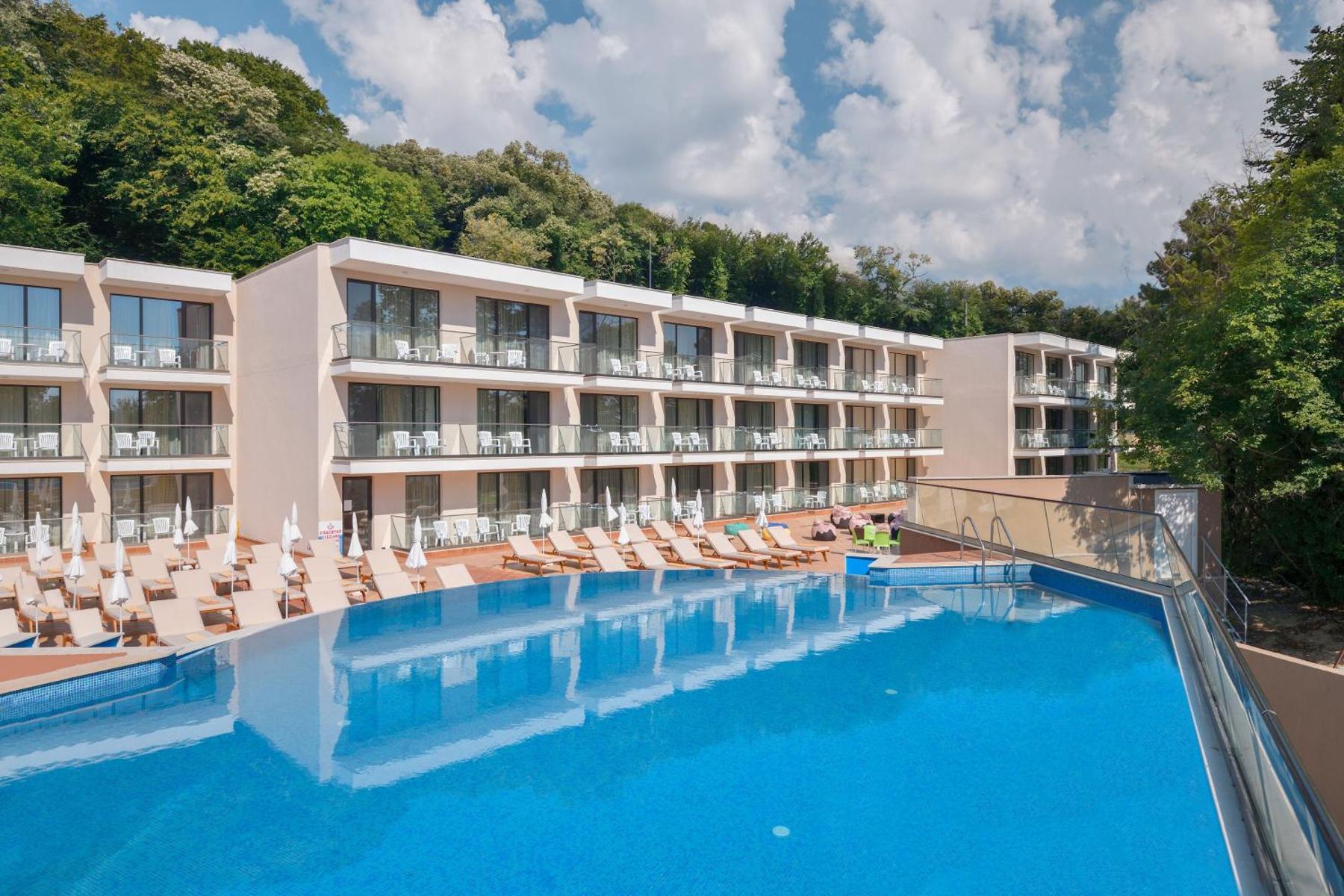 Hotel for Adults only - Grifid Hotel Foresta - All Inclusive & Free Parking - Adults Only