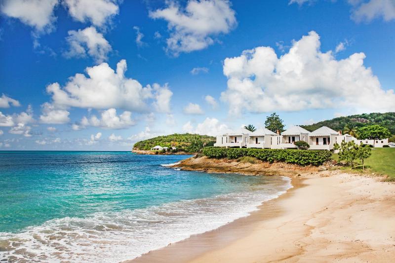Hotel for Adults only - Hawksbill Resort Antigua - All Inclusive