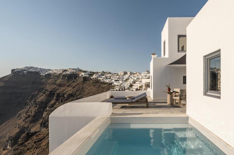 Hotel for Adults only - Homeric Poems