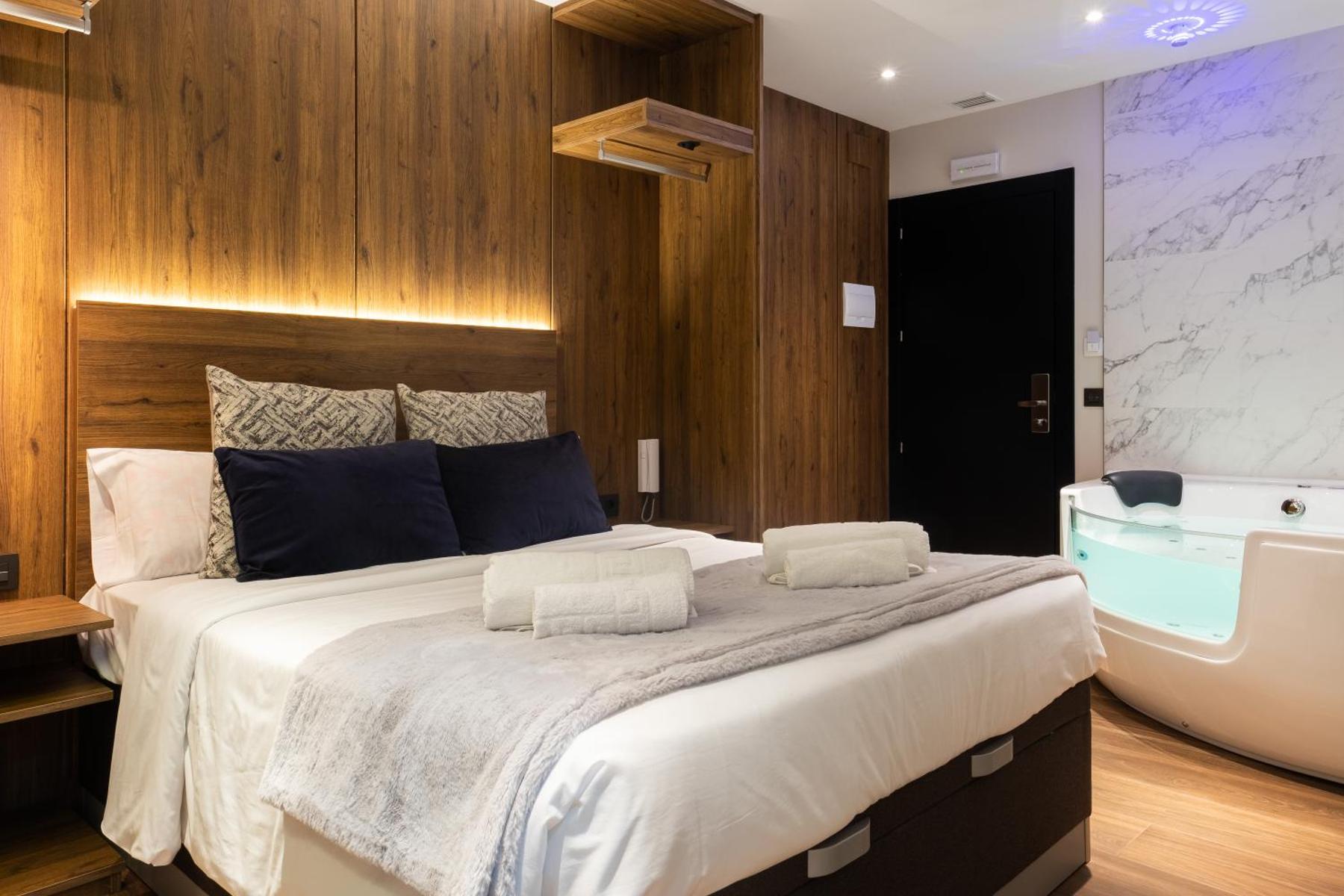 Hotel for Adults only - DAOS Suites & Terrace Marbella