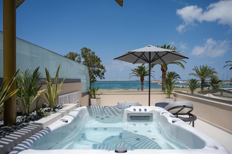 Hotel for Adults only - Omma Suites