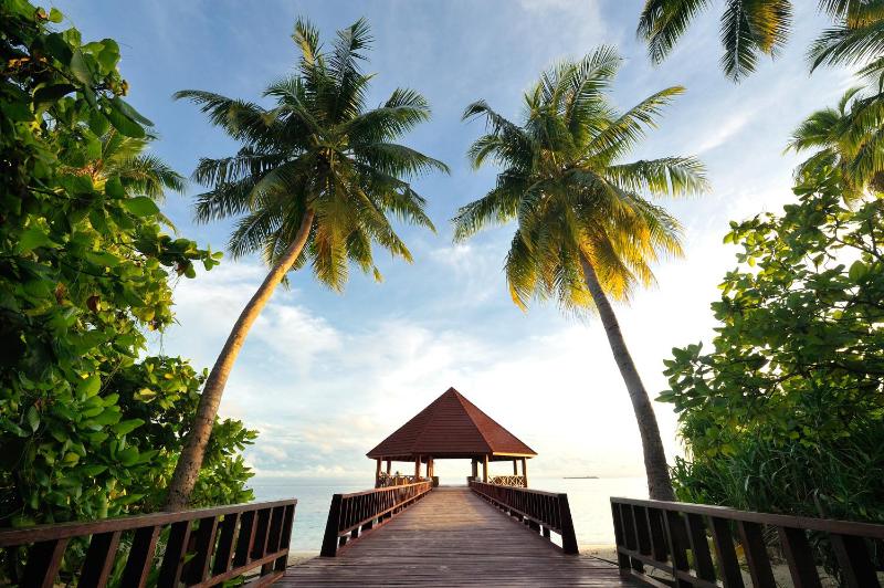 Hotel for Adults only - ROBINSON MALDIVES - Adults only