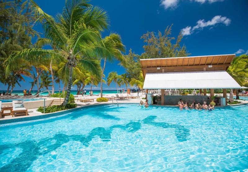 Hotel for Adults only - Sandals Barbados All Inclusive - Couples Only