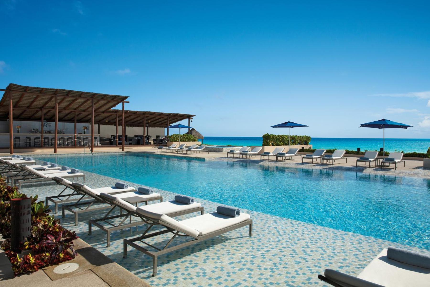 Hotel for Adults only - Secrets The Vine Cancun - All Inclusive Adults Only