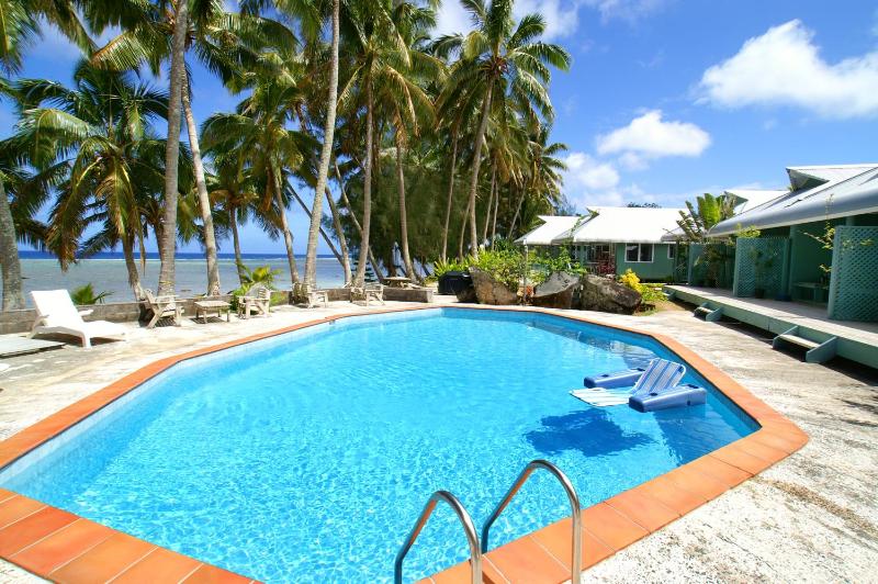 Hotel for Adults only - Sunhaven Beach Bungalows